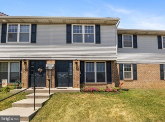 1739 Long Dr Unit 235, York, PA 17406