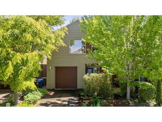 2588 SE Martha Ct, Portland, OR 97222