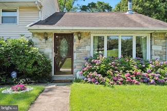 7413 Coventry Ave, Elkins Park, PA 19027