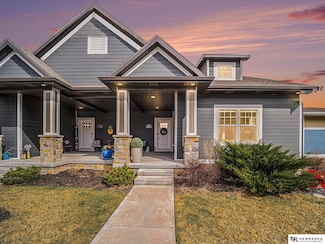 7244 Kentwell Ln, Lincoln, NE 68516