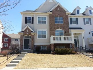 189 Shaftesbury St, Carol Stream, IL 60188