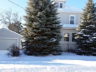 7 Barker St, Saranac, NY 12981