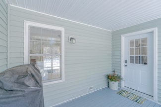 13 Wagon Wheel Ln, Woolwich, ME 04579