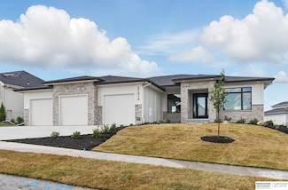 21014 E St, Omaha, NE 68022
