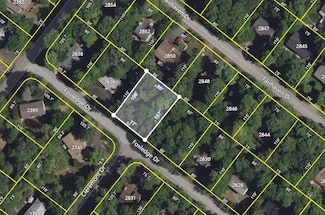 L449 Foxledge Dr, Coolbaugh Township, PA 18466