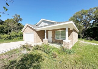 820 North St, Weatherford, TX 76086