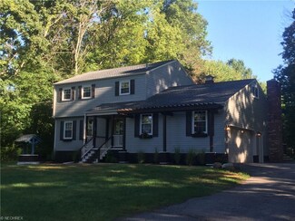 9208 New Rd, North Jackson, OH 44451