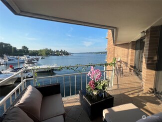 9500 Rainier Ave S Unit 209, Seattle, WA 98118