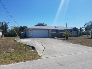 2597 SW Hinchman St, Port Saint Lucie, FL 34984