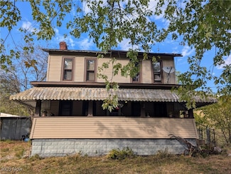 10206 Gillespie Run Rd, Petroleum, WV 26161