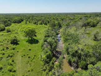 Lcr 419th, Groesbeck, TX 76642