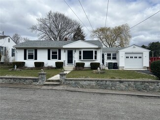 9 Maude Ave, Coventry, RI 02816