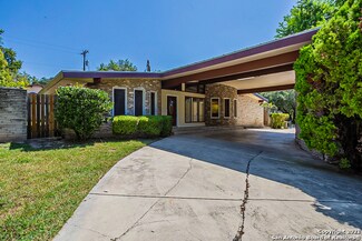 100 Bluet Ln, San Antonio, TX 78213