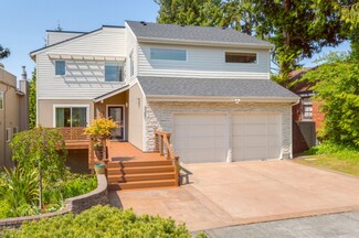 3251 43rd Ave W, Seattle, WA 98199