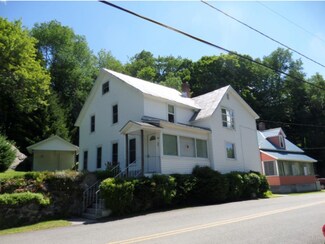 153 Depot St, Readsboro, VT 05350