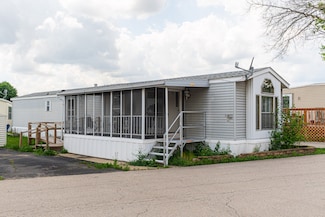 27W370 Geneva Rd Unit 43, West Chicago, IL 60185
