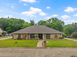 4509 Lakeside Dr, Mount Pleasant, TX 75455