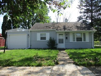 4835 Smith St, Fort Wayne, IN 46806