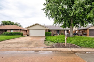 117 N Greenleaf Dr, Enid, OK 73703