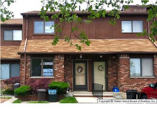937 W Fingerboard Rd Unit 268, Staten Island, NY 10304