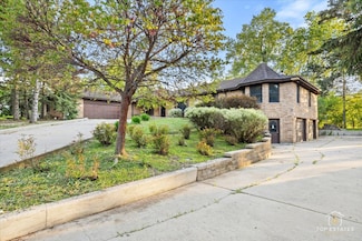21824 Cambridge Dr, Kildeer, IL 60047