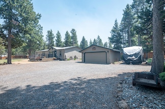 56304 Bufflehead Rd, Bend, OR 97707