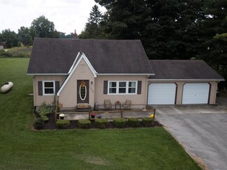 1754 County Road 60, Garrett, IN 46738