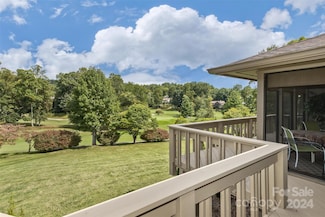 3108 Cove Loop Rd, Hendersonville, NC 28739