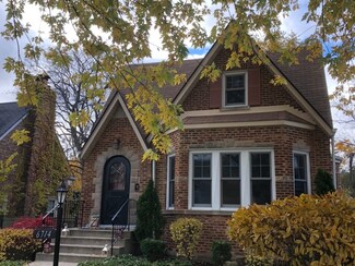 6714 N Ionia Ave, Chicago, IL 60646