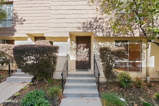 27439 Country Glen Rd, Agoura Hills, CA 91301