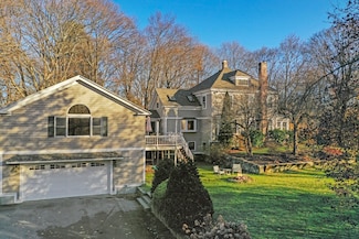 209 Curve St, Millis, MA 02054