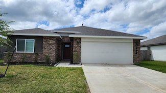 61 Spring Ln, Manvel, TX 77578