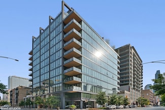 366 W Superior St Unit 302, Chicago, IL 60654