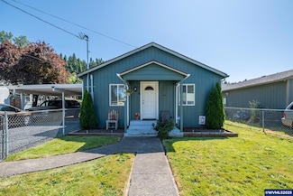 1665 Dogwood St, Sweet Home, OR 97386