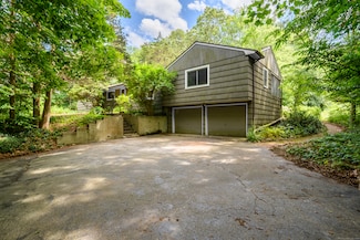 27 Tuttle Ct, Bethany, CT 06524