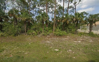 5020 N Rosebud Cir, Port Labelle, FL 33935