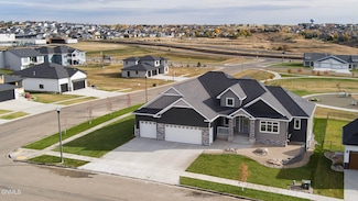 4205 Bugle Bend, Bismarck, ND 58503