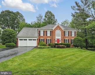 1253 Rowland Dr, Herndon, VA 20170