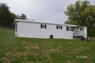 330 Salem St, Rutland, OH 45775