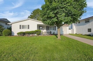 1068 Ross Rd, Columbus, OH 43227