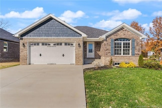 4007 Fields Ln, New Albany, IN 47150