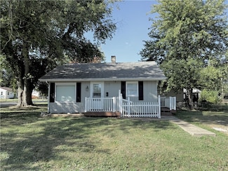 1535 N Mcclellan Ave, Decatur, IL 62526