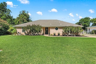 3621 Chaffin Dr, Richland Hills, TX 76118
