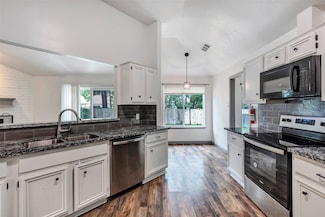 22819 River Birch Dr, Tomball, TX 77375