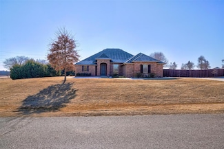 18932 Marbella Ln, Harrah, OK 73045