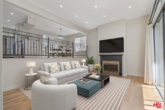828 19th St Unit D, Santa Monica, CA 90403