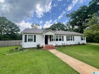 91 Russell Ln, Oxford, AL 36203