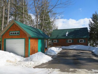 35 Thompson Rd, Bridgton, ME 04009