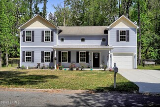 4 Mint Farm Dr, Beaufort, SC 29906