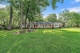 1518 Lipscomb Dr, Brentwood, TN 37027